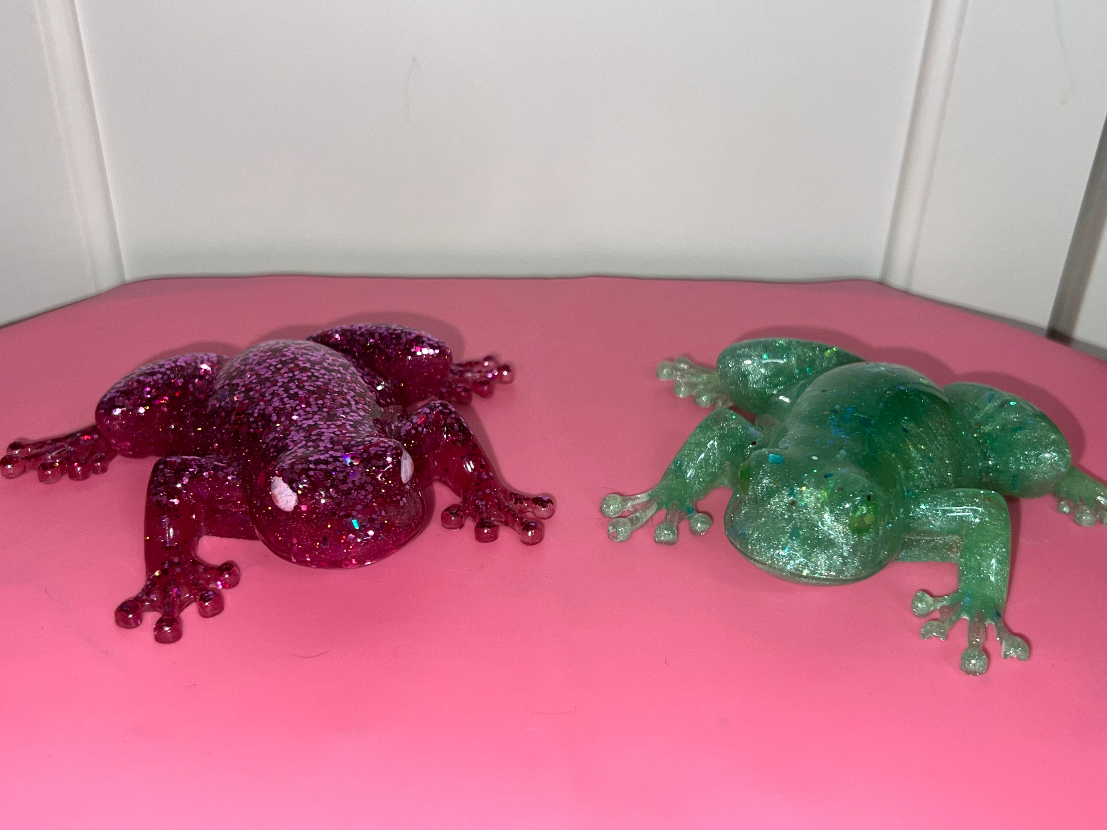 Pre-Made and Custom Resin Art✨