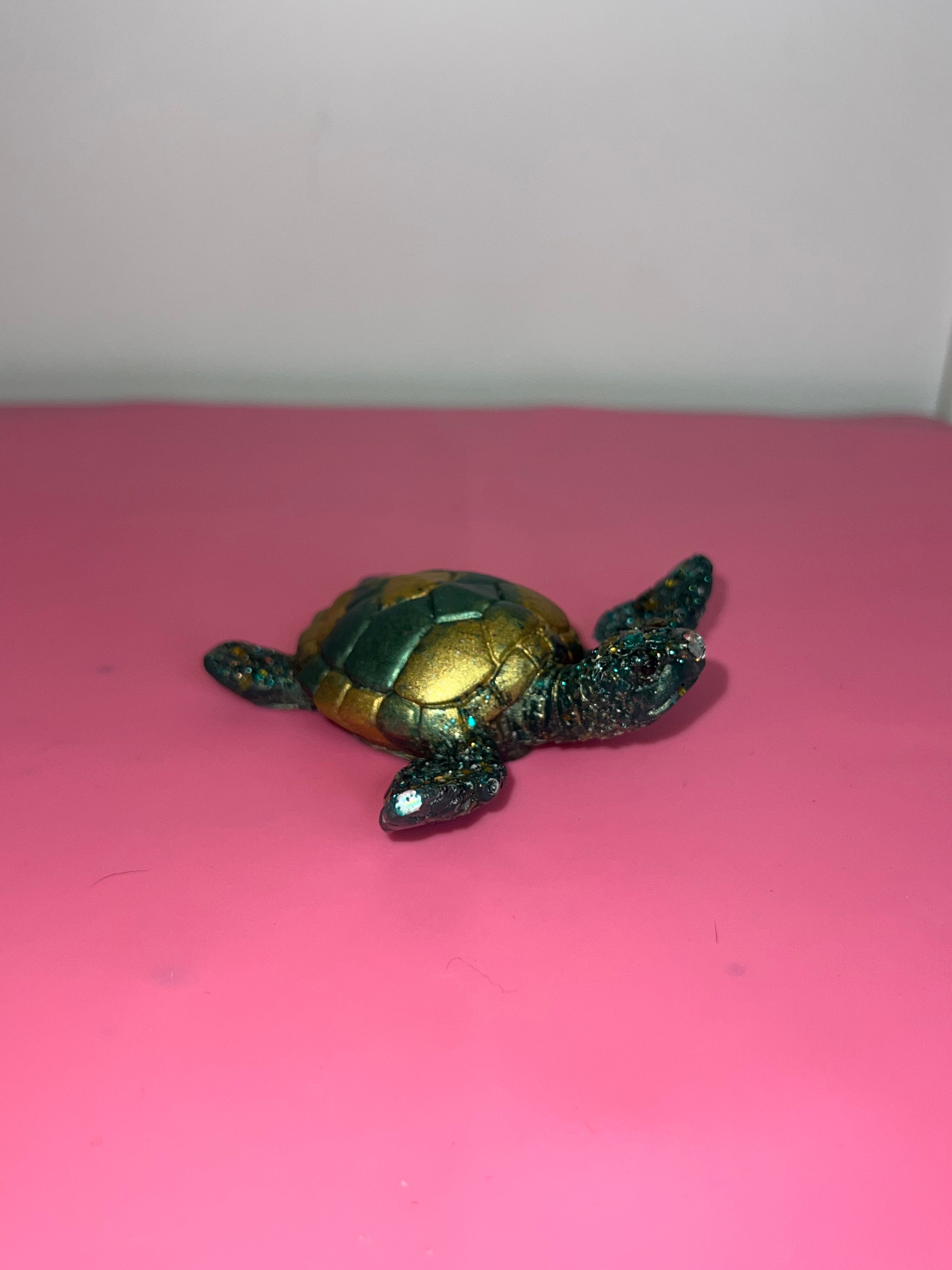 Pre-Made and Custom Resin Art✨